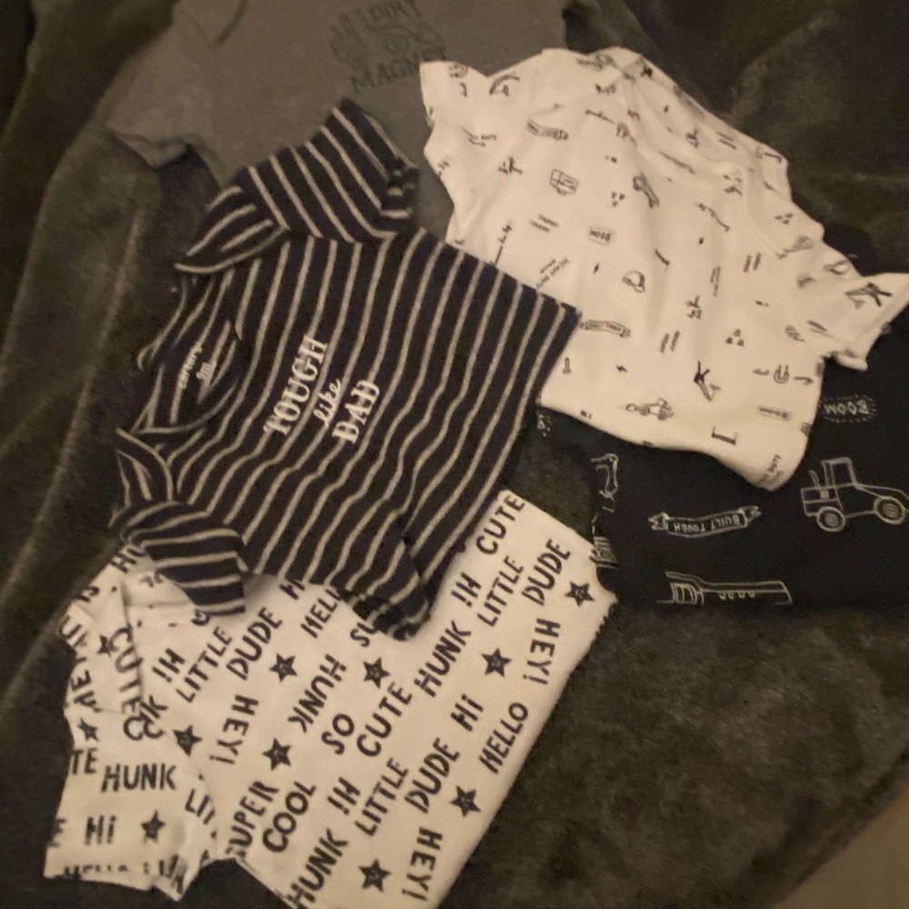 Carters 5pk boys onesies size 9M